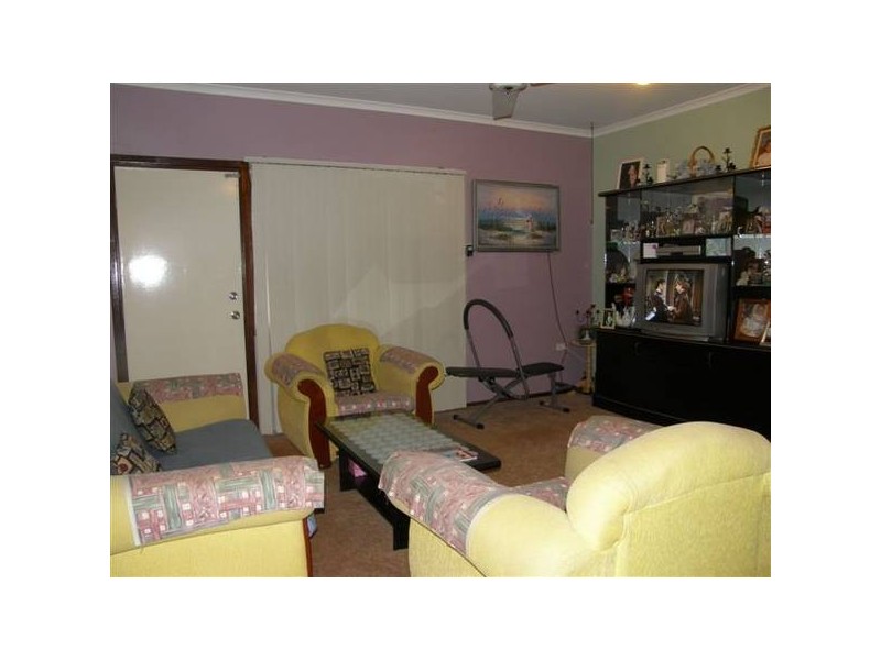 27 Braeside Drive, Newman WA 6753