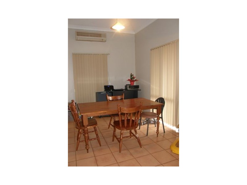 3/6 Nardoo Loop, Newman WA 6753