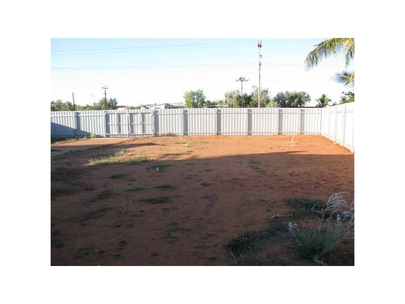 1 Huxtable Crescent, South Hedland WA 6722