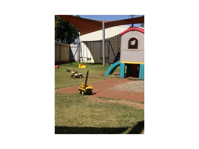 11 Trotman Avenue, Newman WA 6753