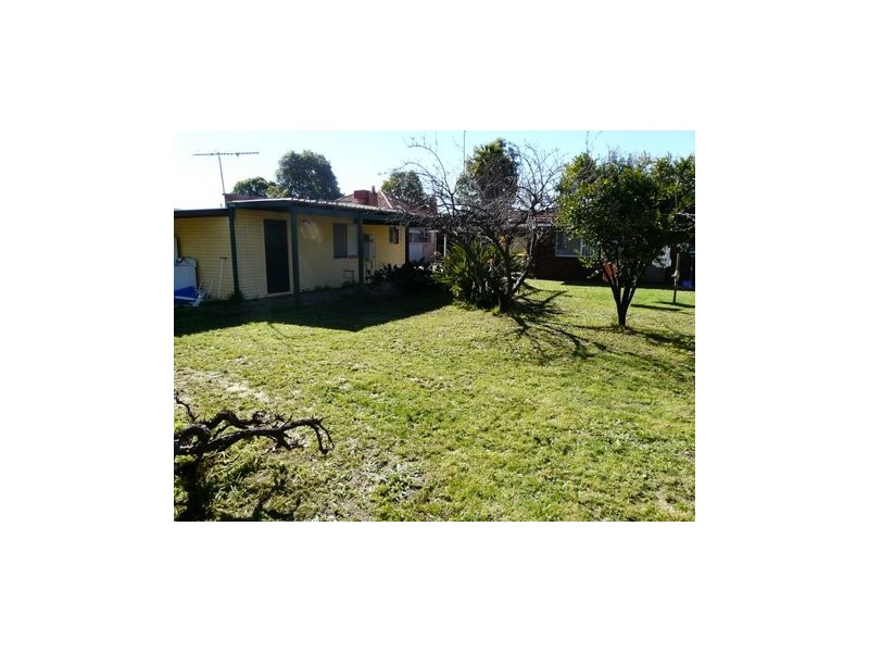 15 Ida Street, Bassendean WA 6054