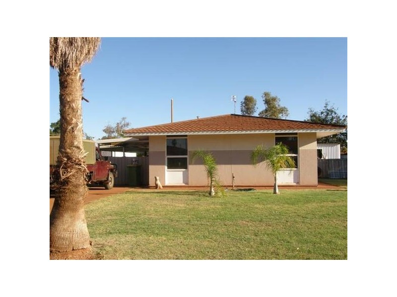 33 Gandawarra Crescent, Newman WA 6753