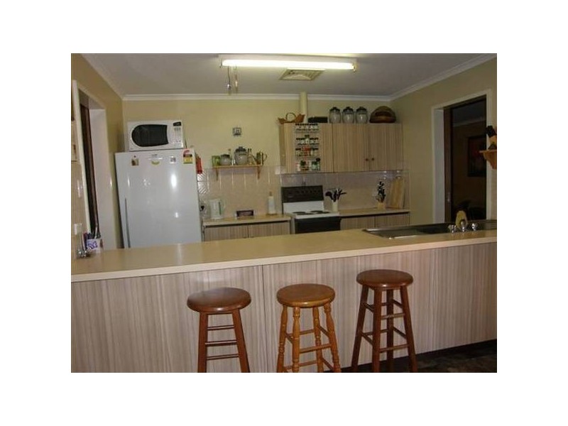 2 Yanboomah Close, Newman WA 6753