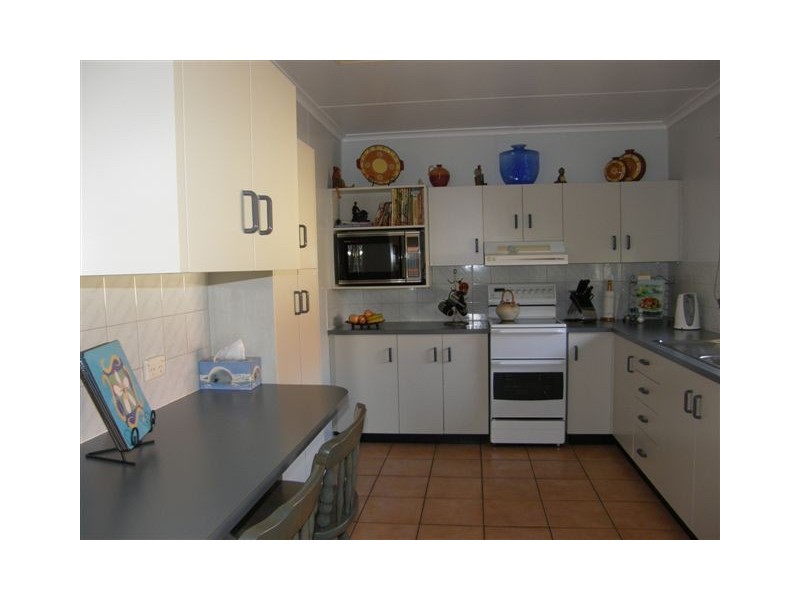 12 Tjilla Street, Newman WA 6753