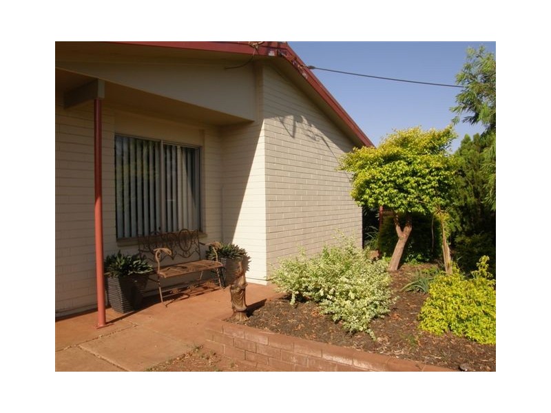 12 Tjilla Street, Newman WA 6753