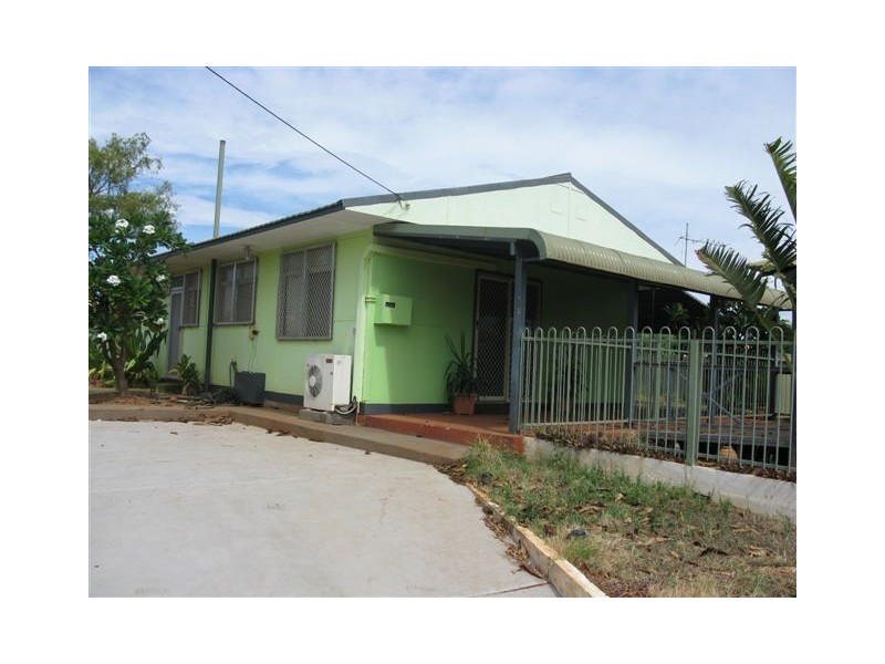 4 Mauger Place, South Hedland WA 6722