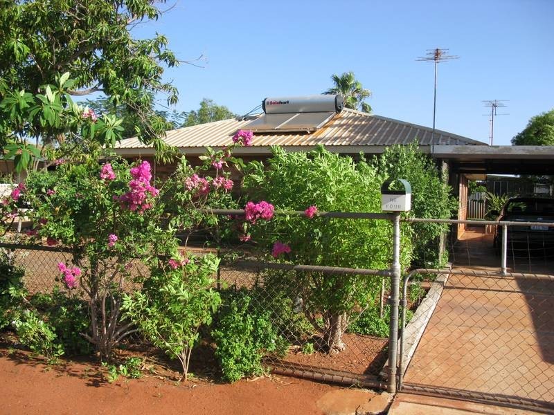 4 Koombana Avenue, South Hedland WA 6722