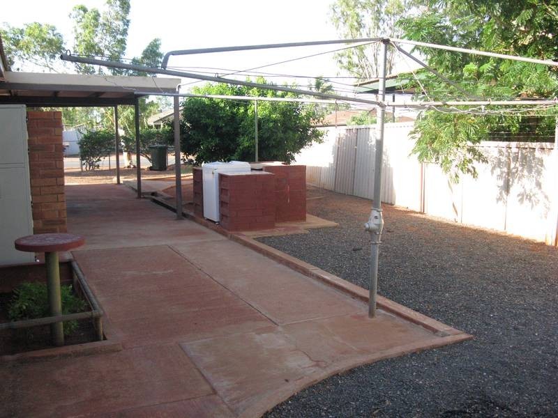 4 Koombana Avenue, South Hedland WA 6722