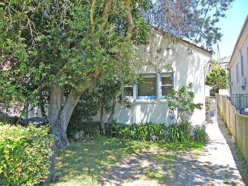 8A Waitovu Street, Mosman NSW 2088