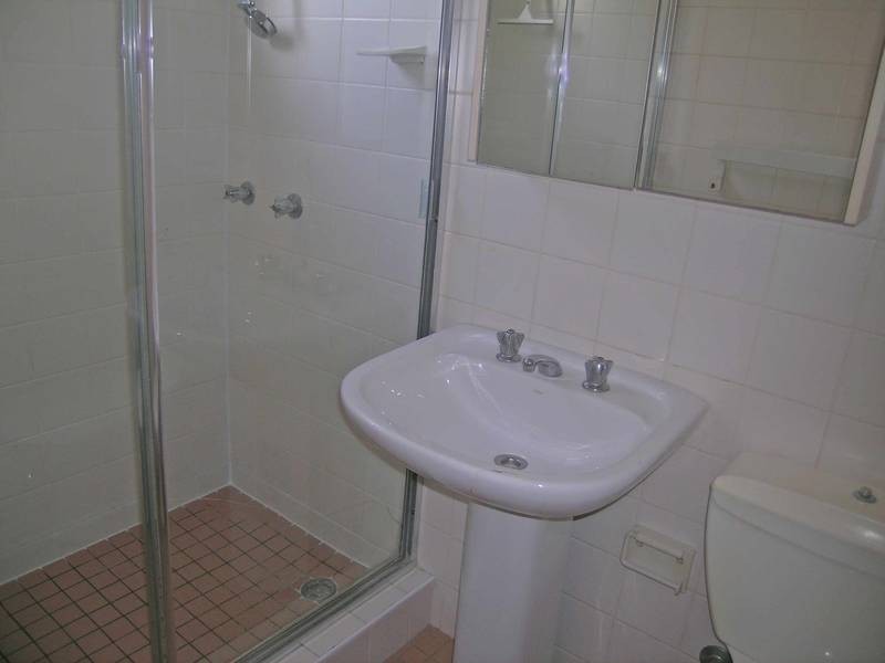 2/4 Clifford Street, Mosman NSW 2088