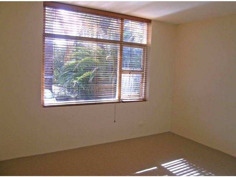 2/4 Clifford Street, Mosman NSW 2088