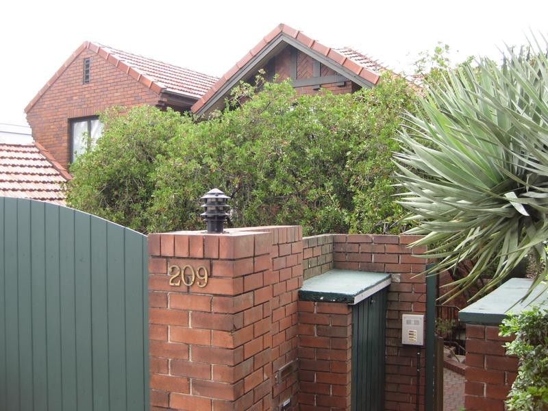 2/209 Spit Road, Mosman NSW 2088