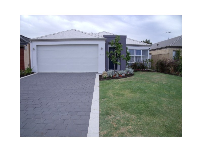 125 Fraser Road North, Canning Vale WA 6155