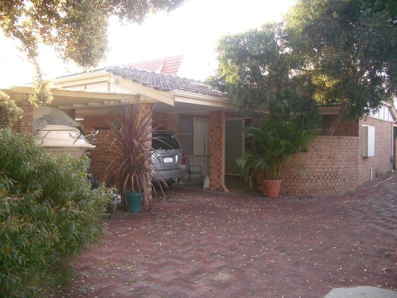 1/64 Tweeddale Road, Applecross WA 6153