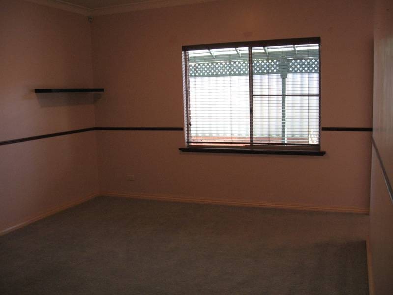 1 Brandwood Gardens, Leeming WA 6149