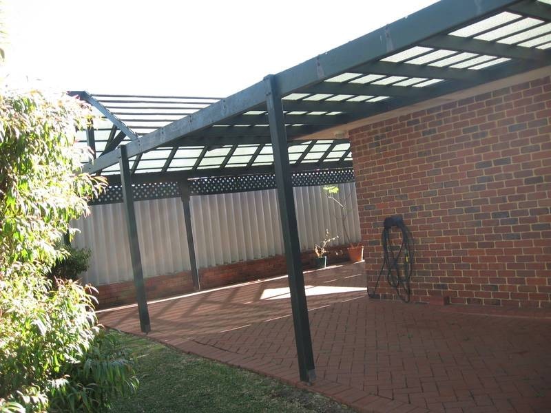 1 Brandwood Gardens, Leeming WA 6149