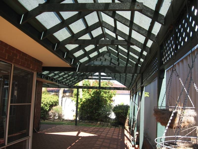 1 Brandwood Gardens, Leeming WA 6149