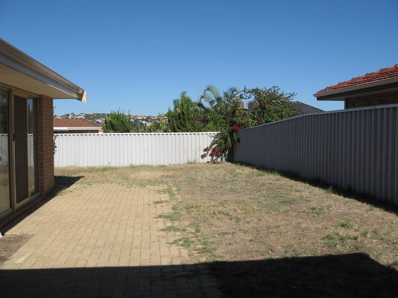 52 Freedman Way, Winthrop WA 6150