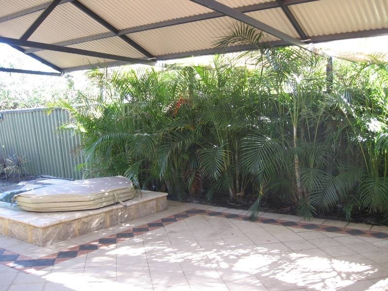 32 More Crescent, Bull Creek WA 6149