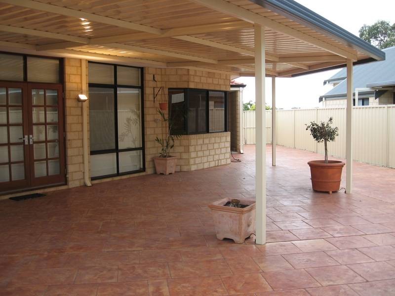 12 Braemer Rise, Bibra Lake WA 6163