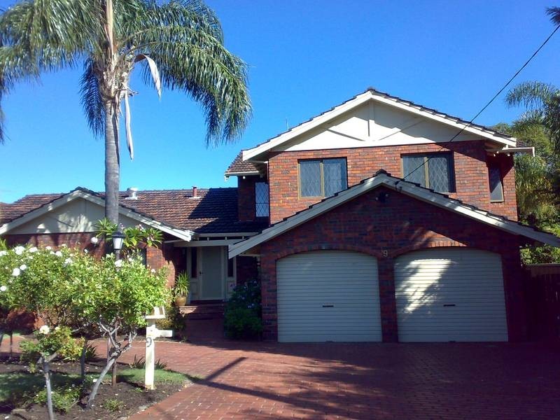 9 UPLANDS GARDENS, Willetton WA 6155