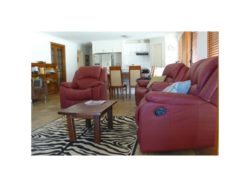 8 Marra Way, South Lake WA 6164