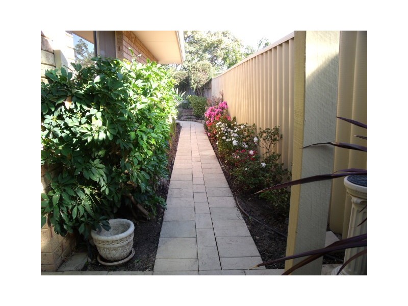 9a Edinger Corner, Leeming WA 6149