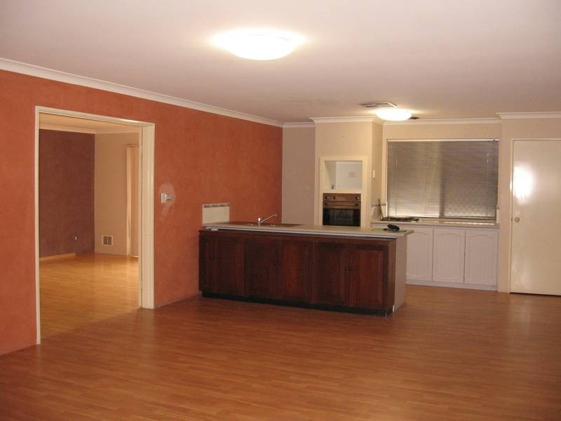 8 The Mews, Canning Vale WA 6155