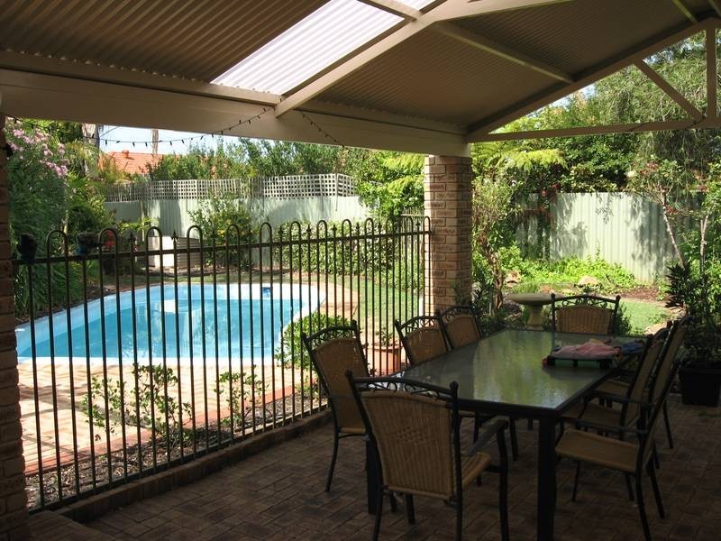 21 Stainton Place, Leeming WA 6149