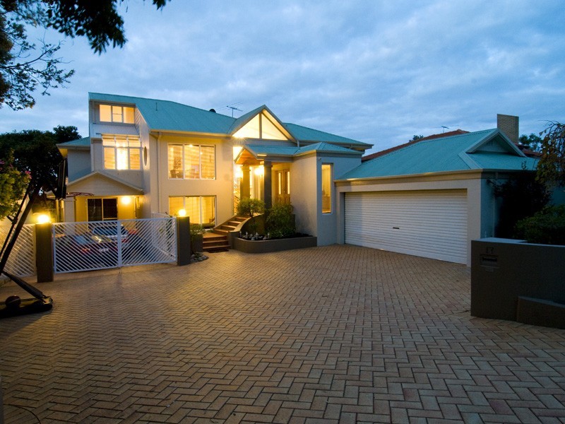17 Riches Way, Bull Creek WA 6149