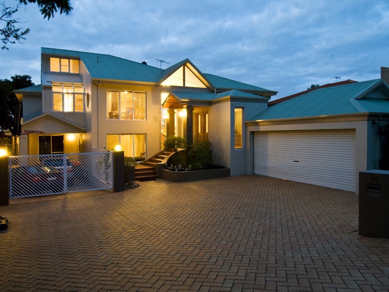 17 Riches Way, Bull Creek WA 6149