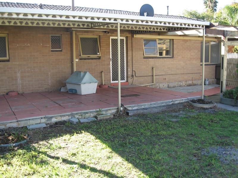 8 Anona Place, Riverton WA 6148