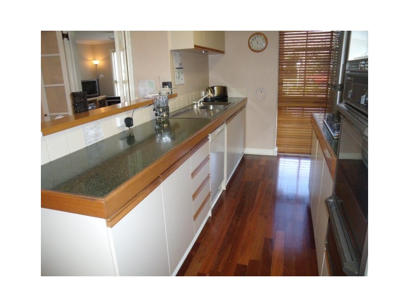 7 Flinders Crescent, Bull Creek WA 6149