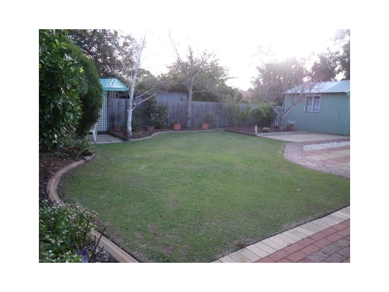7 Flinders Crescent, Bull Creek WA 6149