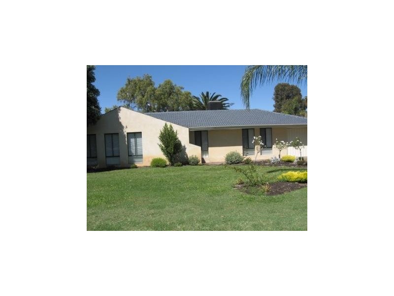 40 Rampart Way, Willetton WA 6155