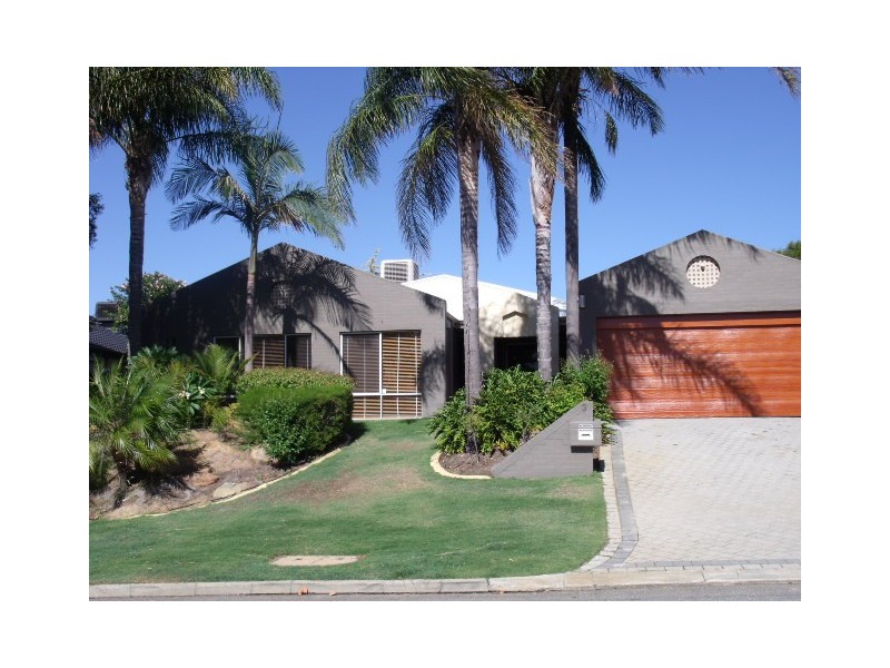 3 Merrifield Circle, Leeming WA 6149