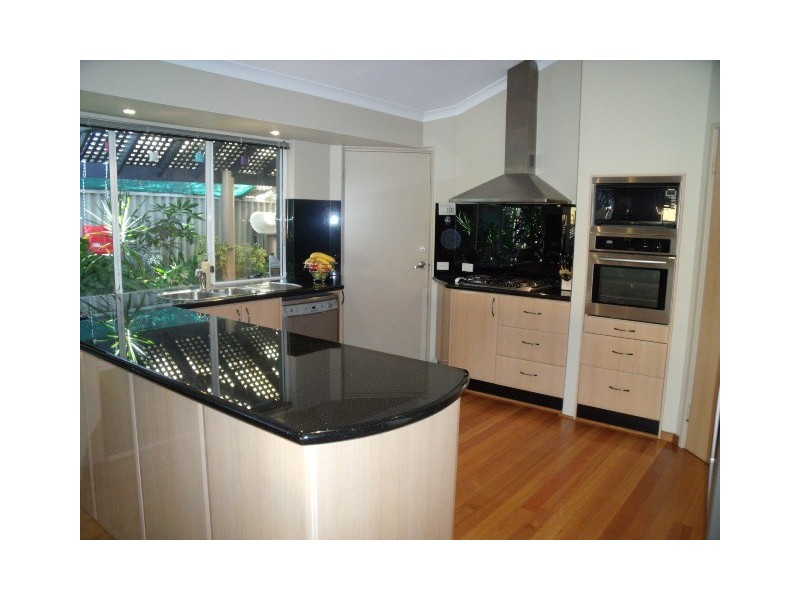 3 Merrifield Circle, Leeming WA 6149