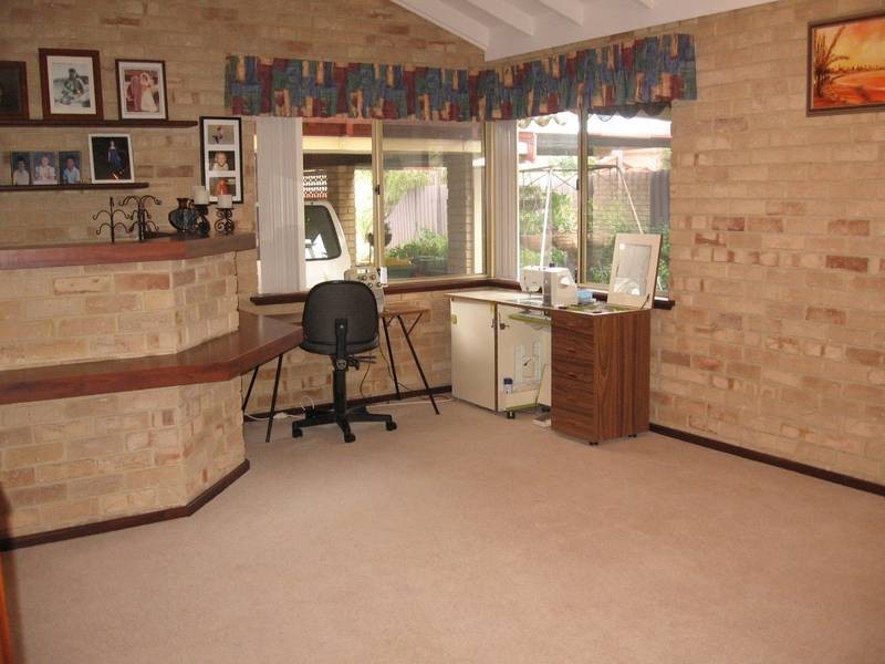 16 Dreyer Way, Bull Creek WA 6149