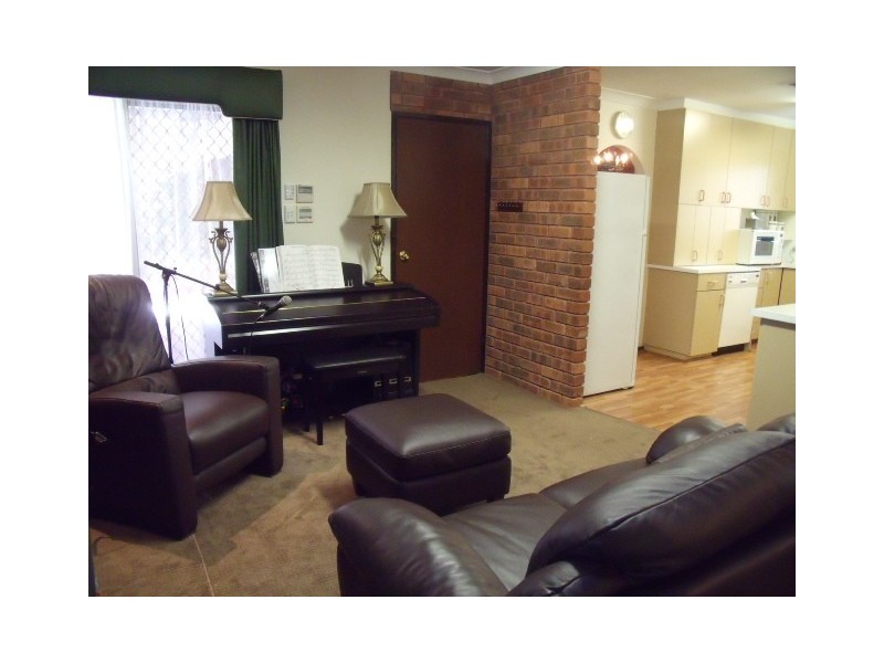 18 Wynyard Way, Willetton WA 6155