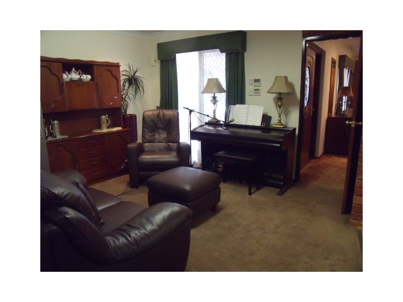 18 Wynyard Way, Willetton WA 6155