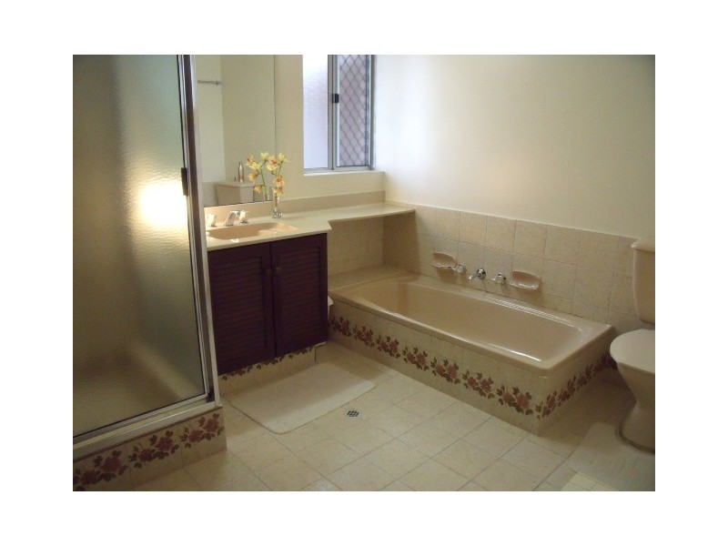 18 Wynyard Way, Willetton WA 6155