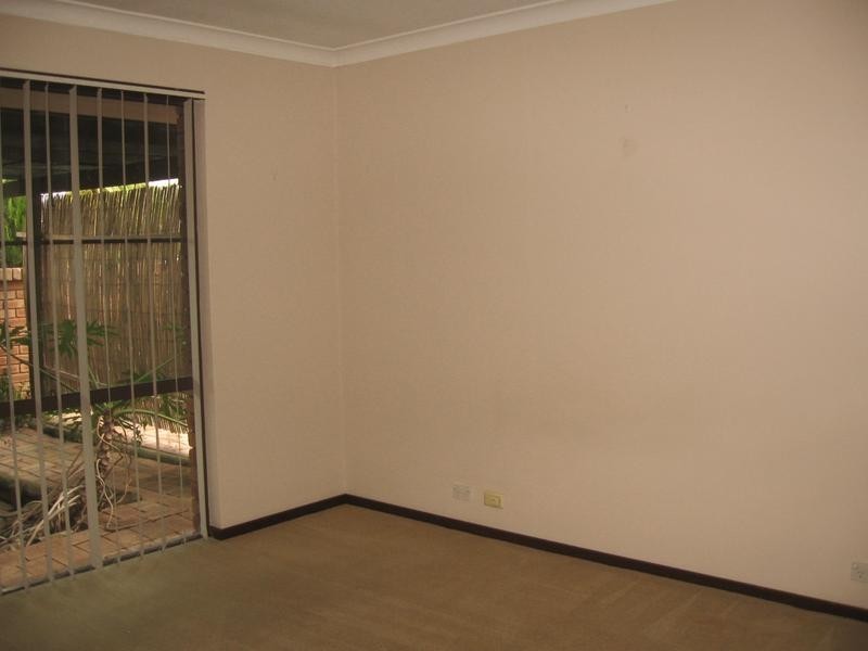 6 Meharry Road, Leeming WA 6149