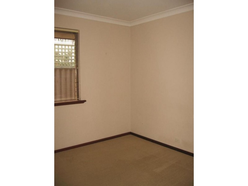 6 Meharry Road, Leeming WA 6149