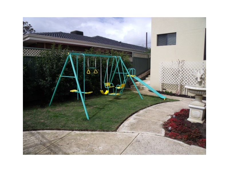 26 More Crescent, Bull Creek WA 6149