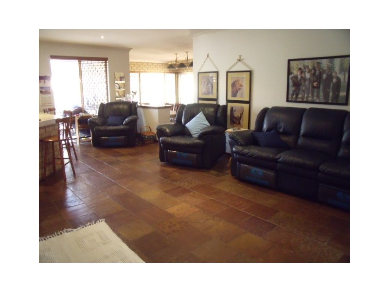 21 Hollingsworth Way, Leeming WA 6149