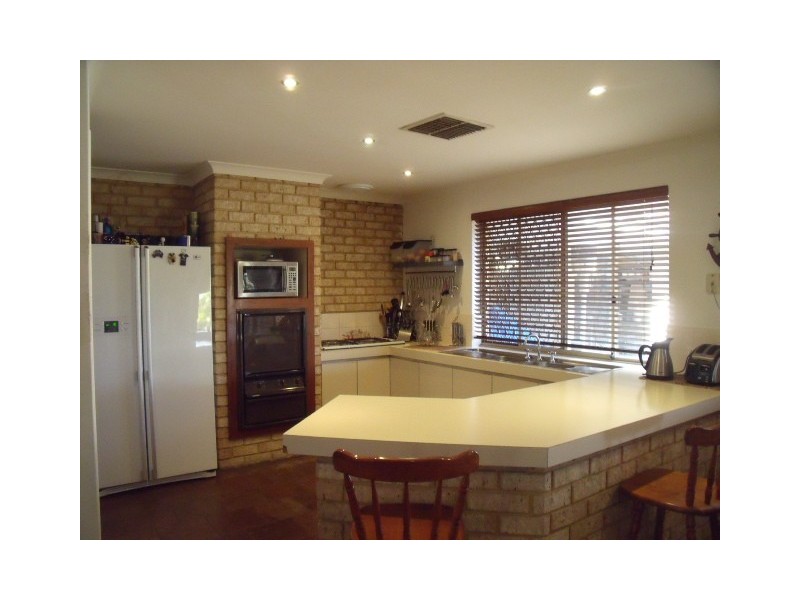 21 Hollingsworth Way, Leeming WA 6149