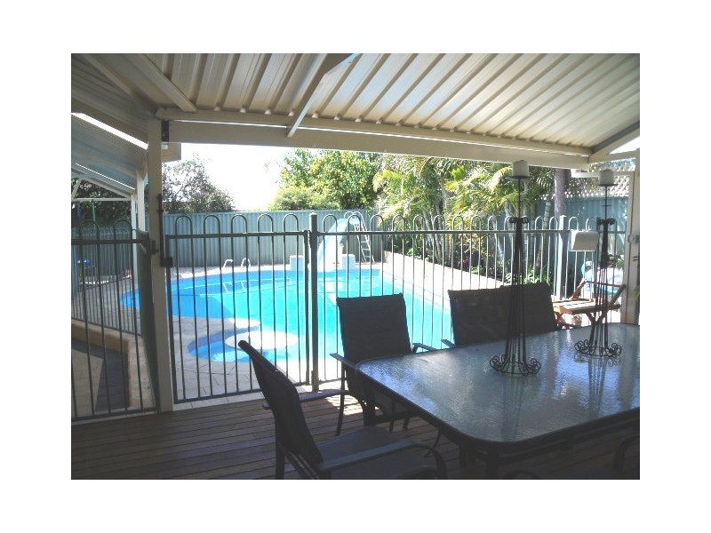 35 Nicholls Crescent, Bull Creek WA 6149