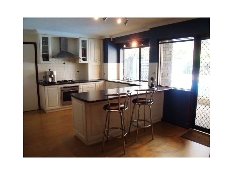 35 Nicholls Crescent, Bull Creek WA 6149