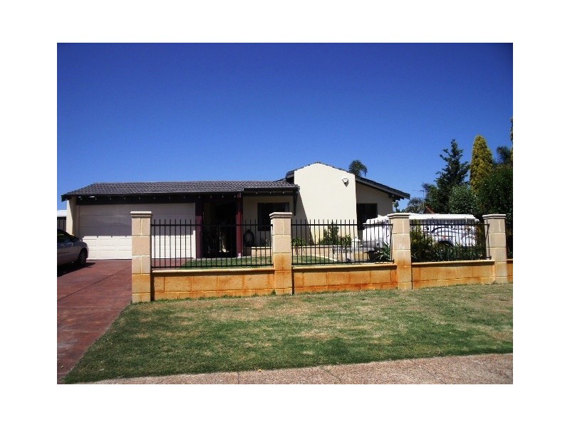 35 Nicholls Crescent, Bull Creek WA 6149