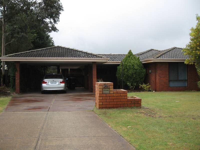 36 Matthew Avenue, Leeming WA 6149